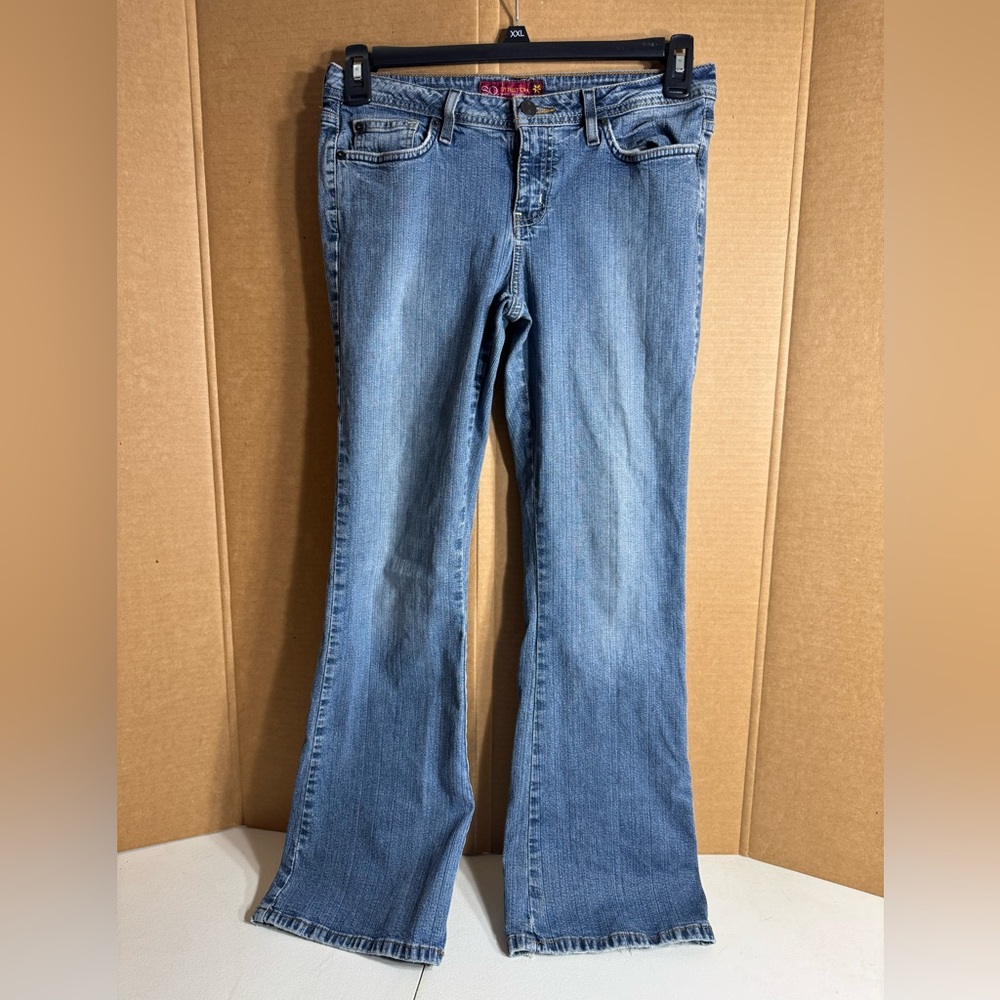 SO Jr size 9 Short flare‎ jeans